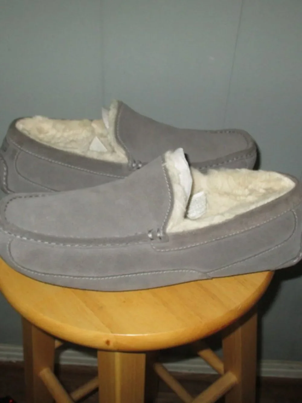 UGG Gray Suede Moccasin/Slippers Sz 12